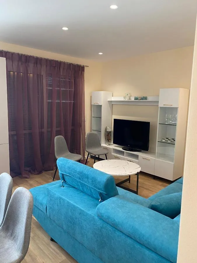 Lungomare Perfect View Apartment Vlore