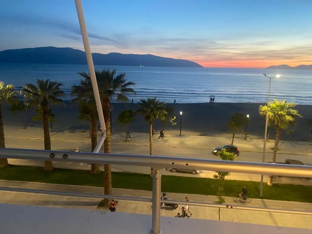 Lungomare Perfect View Apartment Vlore